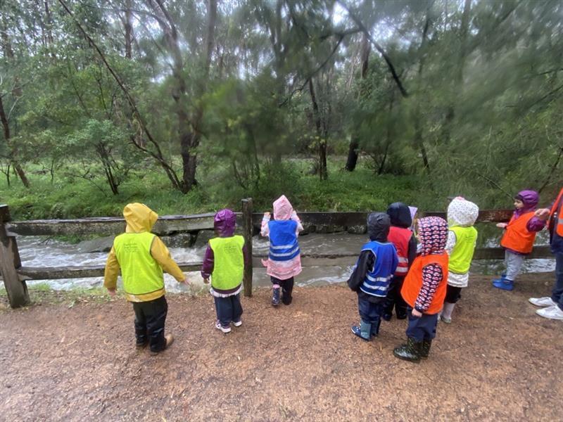ELC children at Mullum Mullum creek
